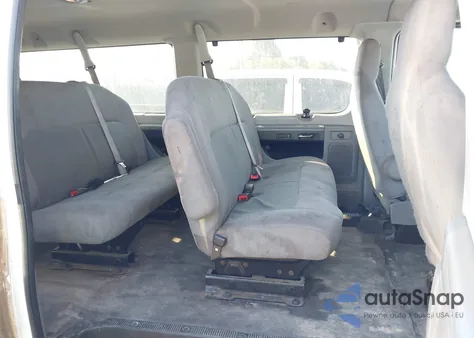 2013 Ford Econoline E350 Super Duty Wagon из США, поврежденный, VIN 1FBSS3BL4DDB05476